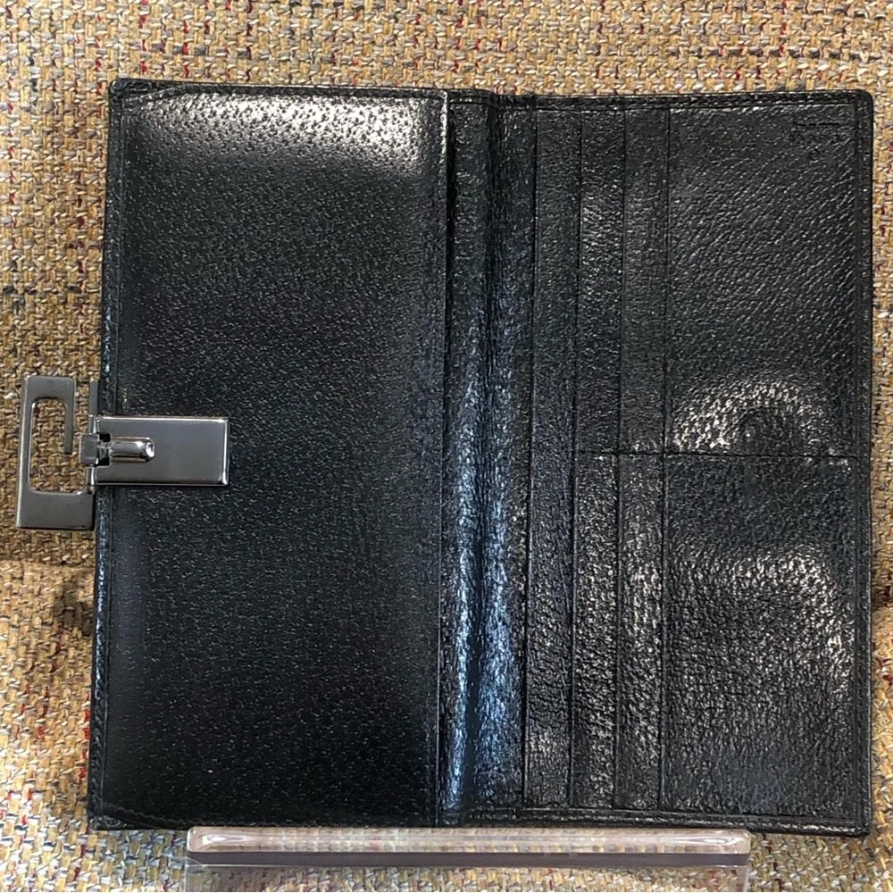 GUCCI Black Lambskin Trifold Long Wallet with Silver G Money Clasp Vintage